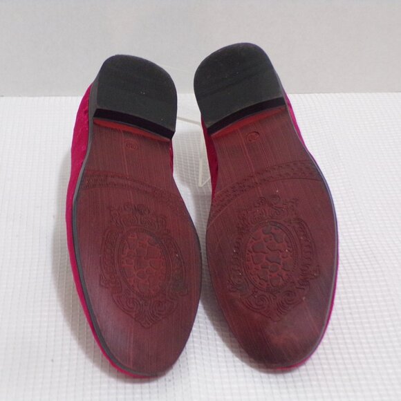 Men's Luxury Red Velvet Penny Loafer Shoes Size 7.5 or Women's Size 8 New - Picture 3 of 4